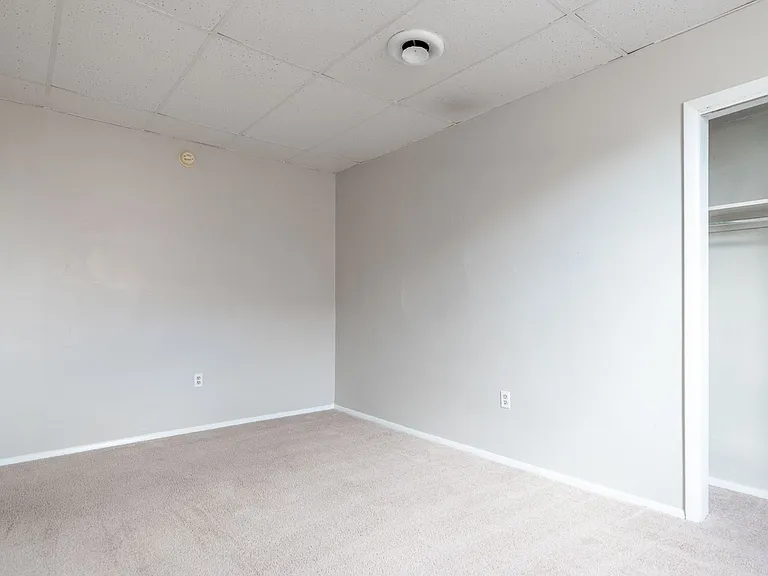 1500 Fallowfield Ave — Photo 26