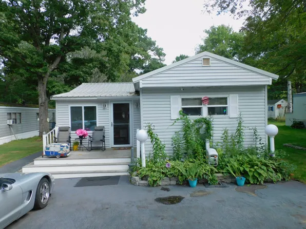 52 Caincrest Road, York, ME 03909