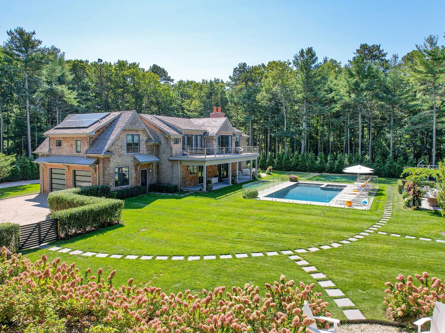 The Perfect Hamptons Getaway: Rental with Pool, Tennis, and More — Photo 2