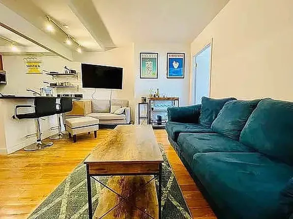 196 Stanton St, New York, NY