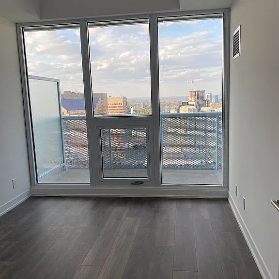 15 Holmes Ave #2907 — Photo 6