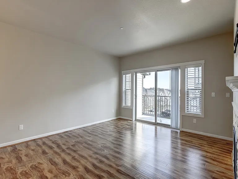 28510 SW Dundee Ln — Photo 8