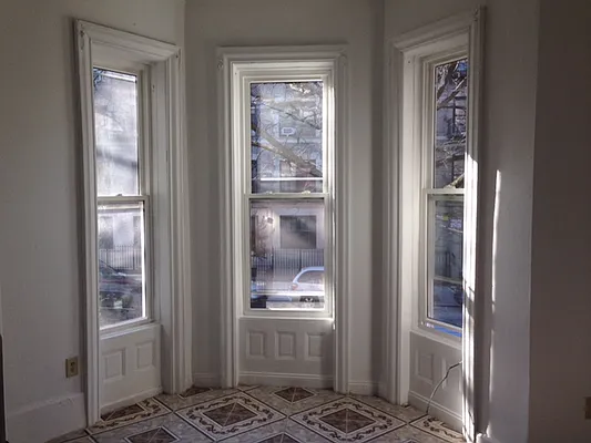 Rented by Bizzarro Agency | media 5