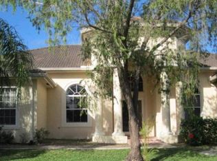 2370 Seven Oaks Ln, Palm Beach Gardens, FL 33410