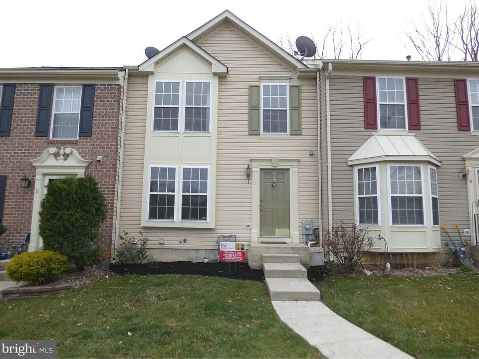 1st image of 7 Guilford Pl