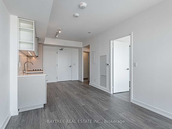 2nd image of 19 Western Battery Rd #2618