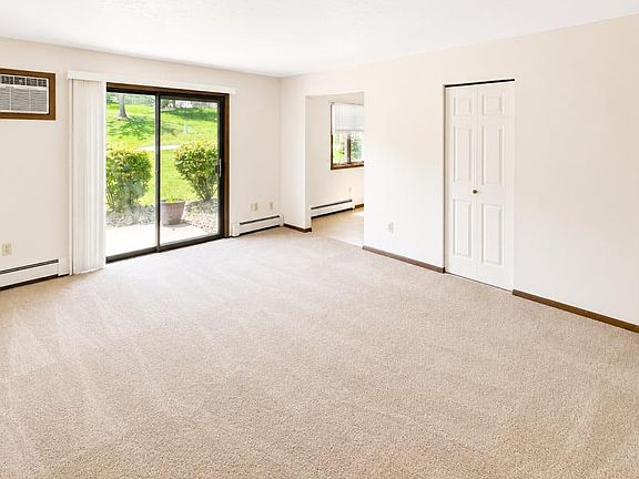 2nd image of 6402 Saint Andrews Dr APT 3