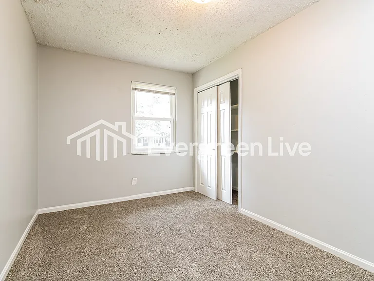 2357 Coco Rd — Photo 9