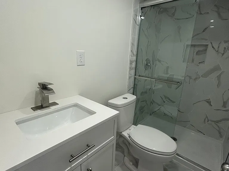406 Elm St NW #2 — Photo 14
