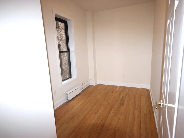 208 W 104th St #4A — Photo 7