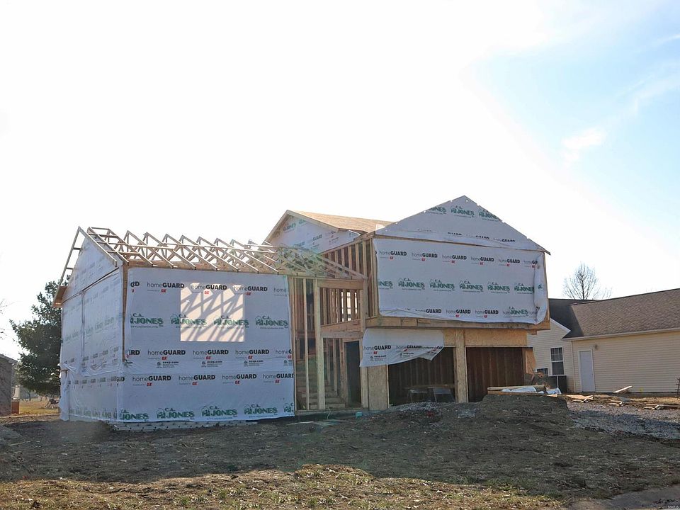 1st image of 536 Somerset Dr