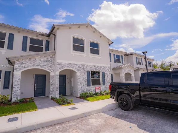 1075 SE 2nd St, Florida City, FL 33034