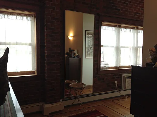 Rented by Compass | media 47