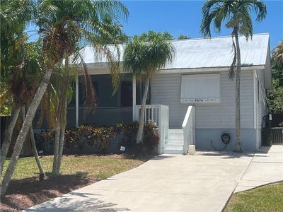 2416 Florida AVE, Naples, FL, 34112