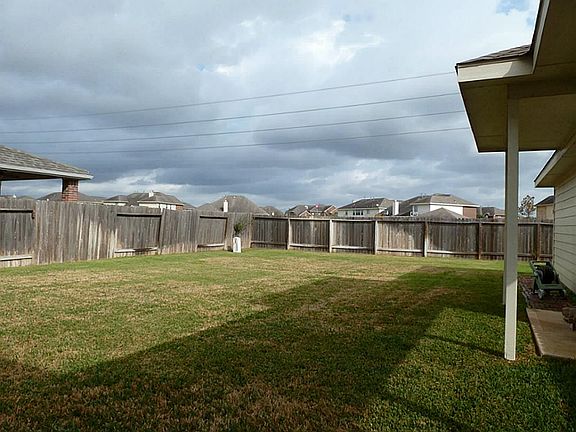 Large backyard with no immediate back neighbor.