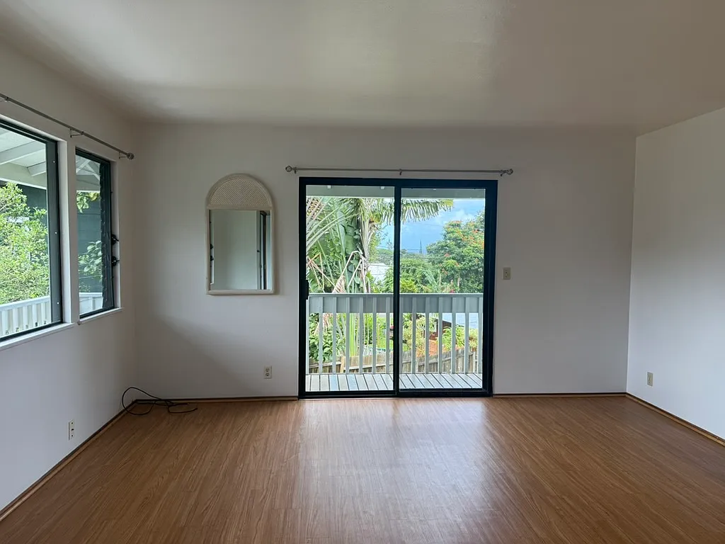 2 bed, 950 sqft, $3,700 — Photo 4