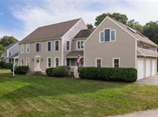 16 Hickory Ln, Scituate, MA 02066