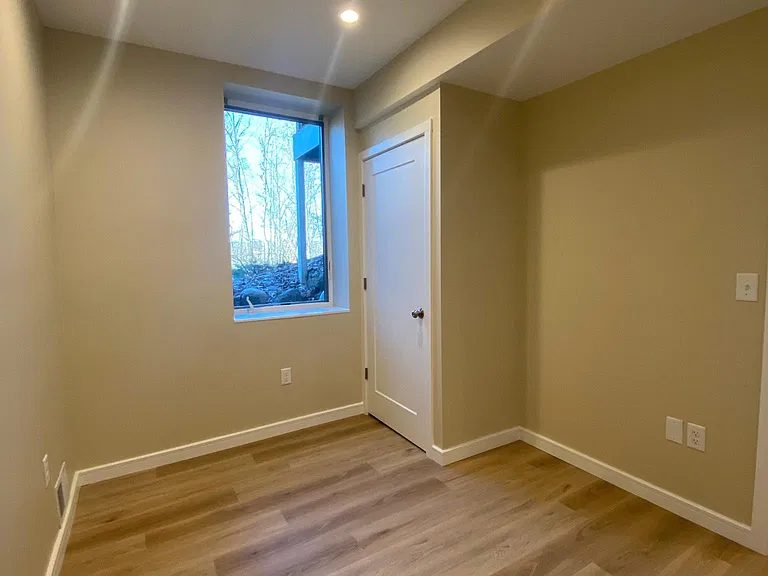 502 High St — Photo 16