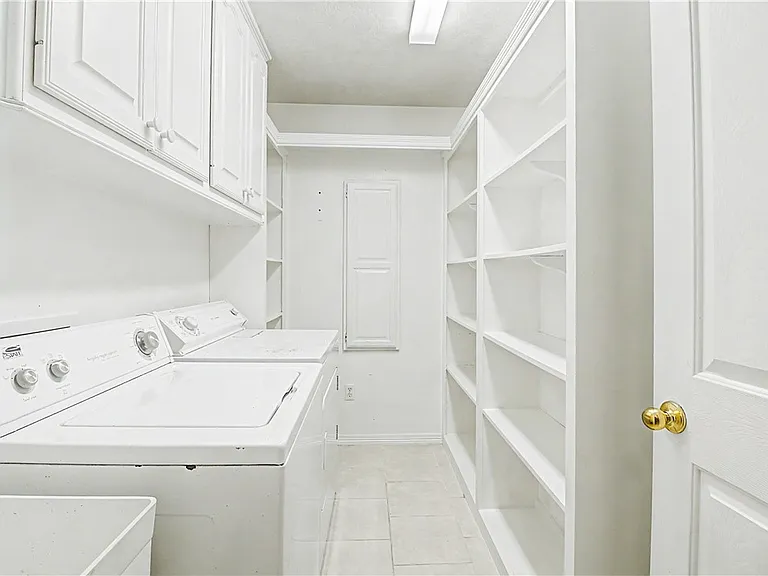 3118 Pleasant Grove Dr — Photo 11