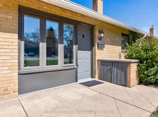 16 Burdock Ln, Toronto, ON