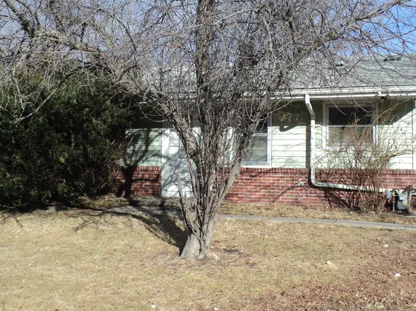 3210 NW 49th St, Lincoln, NE 68524