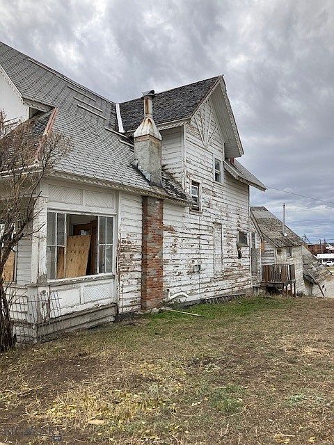 2nd image of 637 S Colorado St