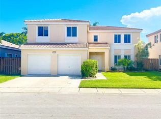 10760 SW 14th Ct, Davie, FL 33324