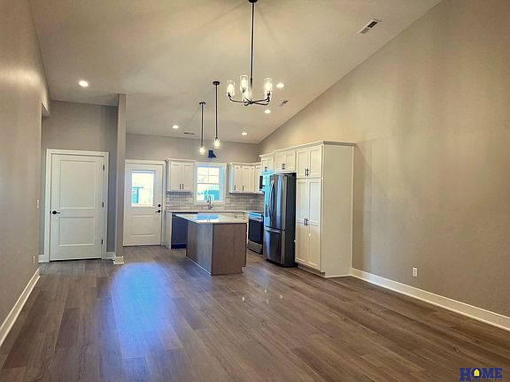 5th image of 1153 N 12th St