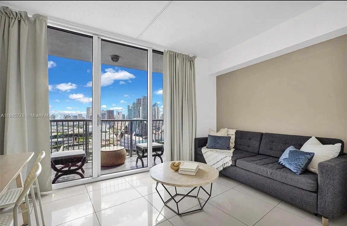 1 bed, 503 sqft, $2,900 — Photo 2