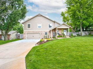 1410 E Oak Forest Rd, Derby, KS 67037