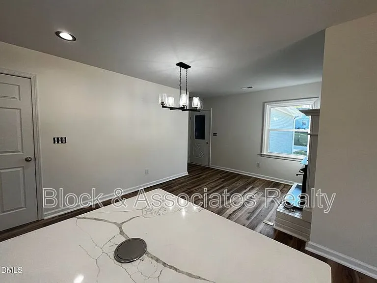 101 Wyoming Dr — Photo 8