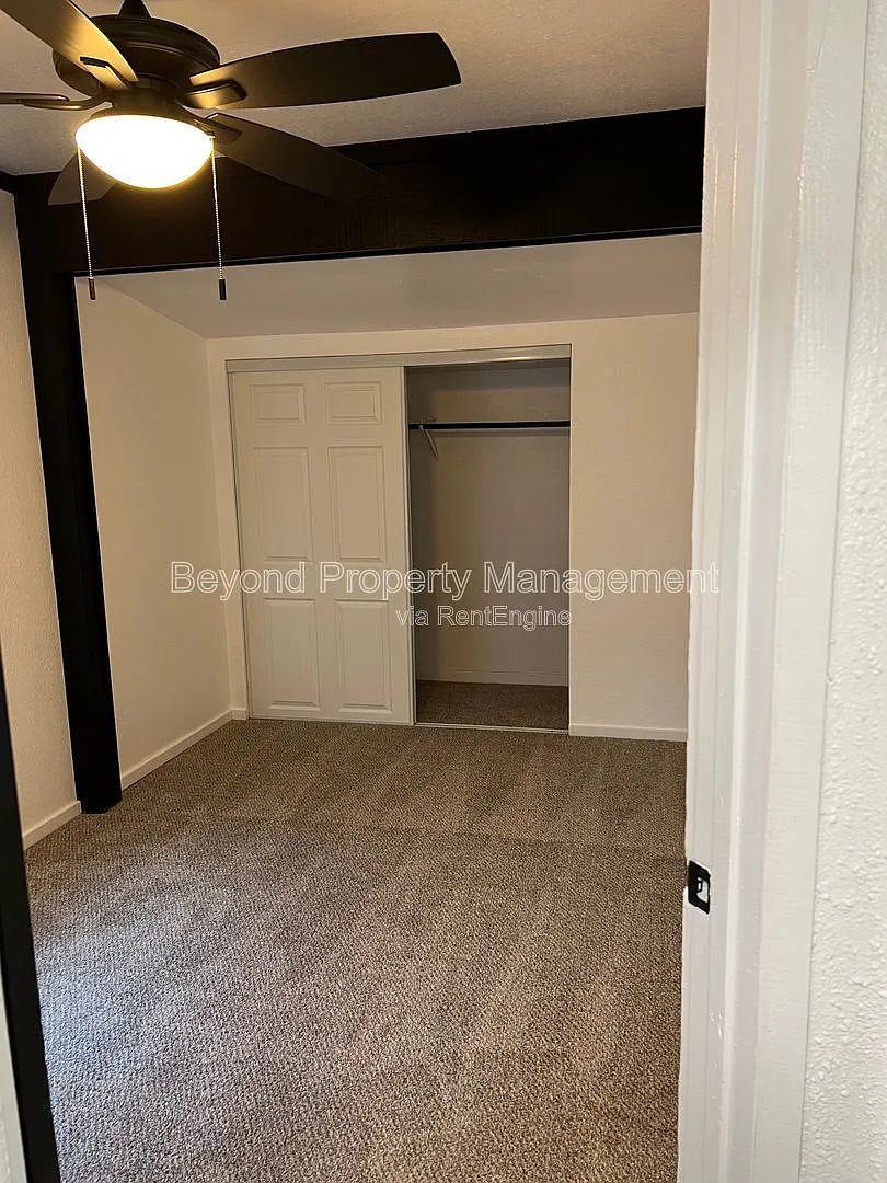 2 bed, 1.0 bath, 1008 sqft, $1,888 — Photo 3