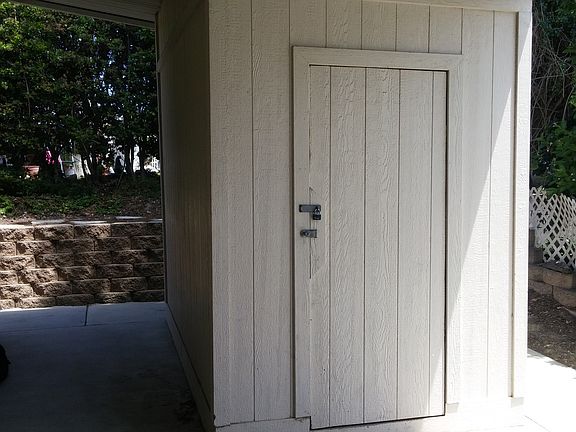 Nice Tool Shed