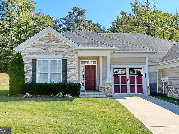2nd image of 255 Williamsburg Cir