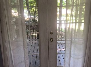 229 E Hillcrest Dr, Cedar Bluff, VA 24609