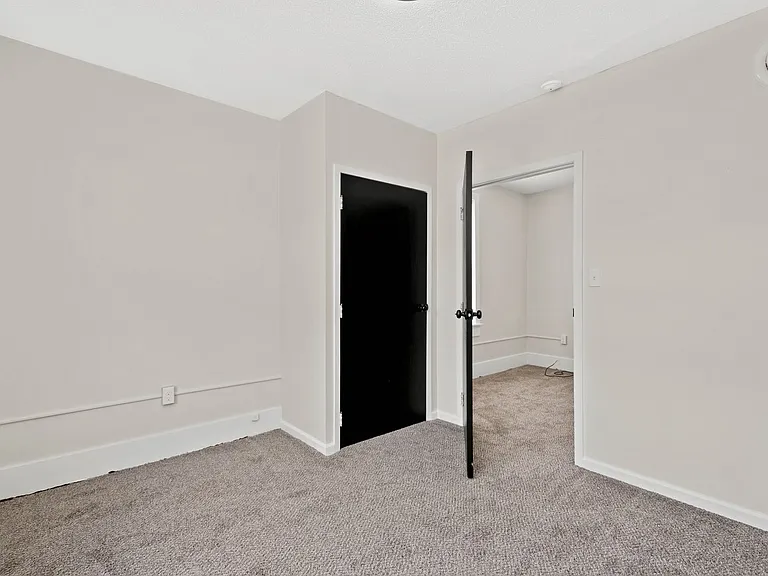 644 Center Ave #650 — Photo 9