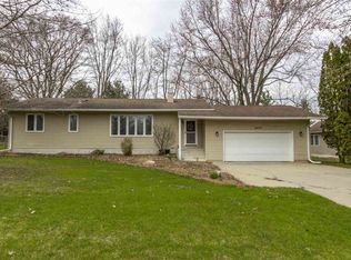 4400 Hoff Rd, Waterloo, IA 50701