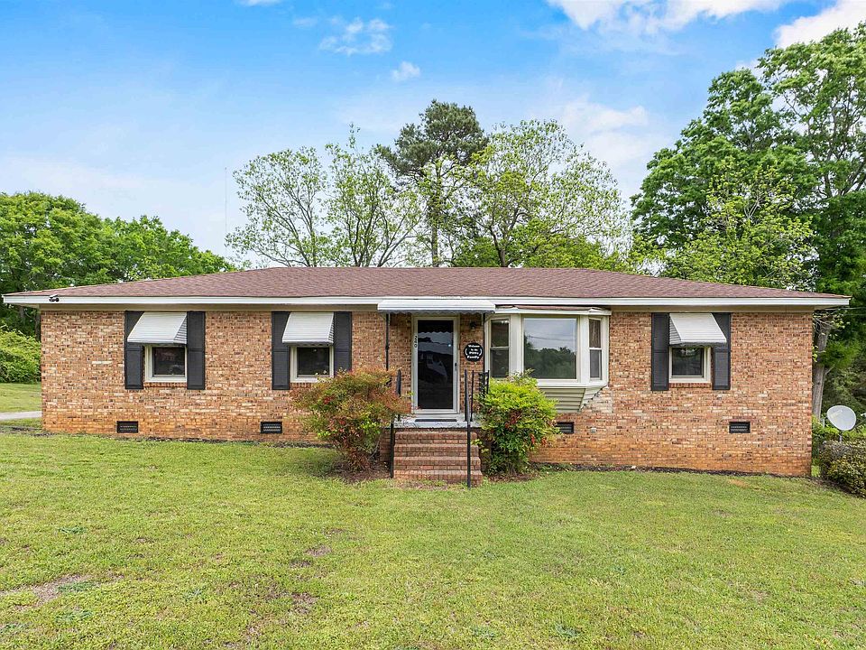 1st image of 240 Pine Hills Rd
