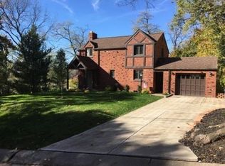 1480 Navahoe Dr, Pittsburgh, PA