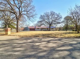 18101 Sharon Rd, Shawnee, OK 74801