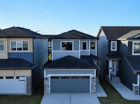7122 52nd Ave, Beaumont, AB T4X 2Z8