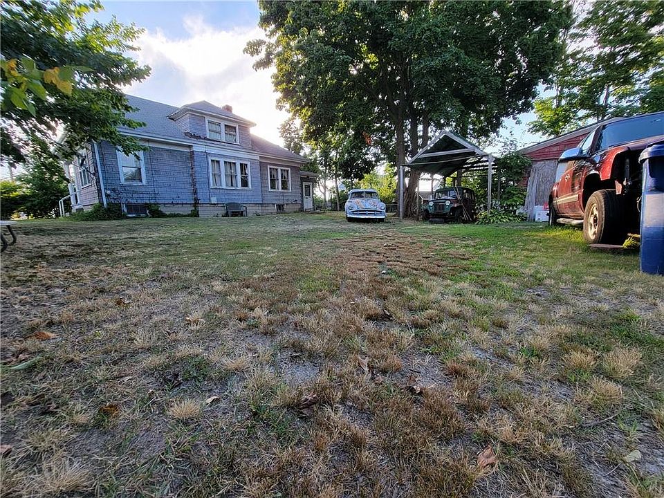 327 Pawtuxet Ave, Warwick, RI 02888 Zillow
