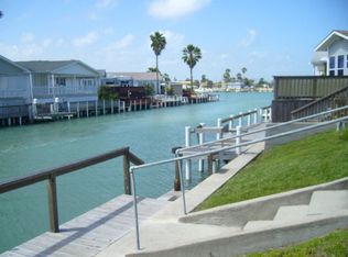 180 W Bonnet Cir, Port Isabel, TX 78578