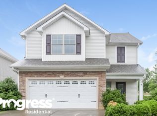 35 Oakbrook Dr, Cartersville, GA 30120