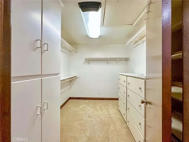 2612 Mayflower Ave — Photo 11