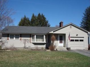 49 Hale St, Dalton, MA 01226