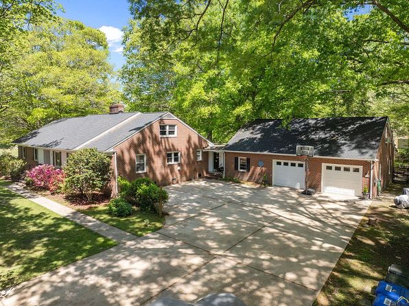 68 Oakwood Dr