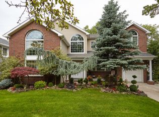 534 Hazel Dr, Woodmere, NY 11598