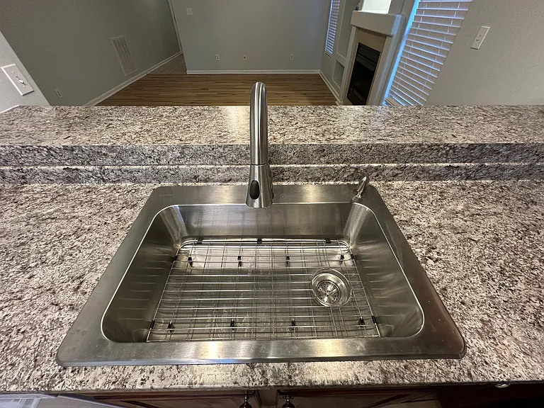 333 Spring Valley Ln — Photo 9