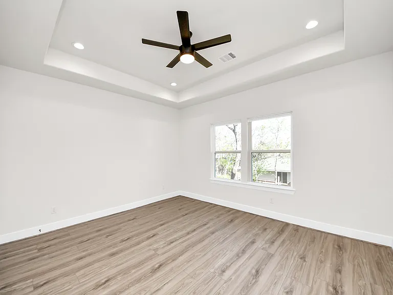 3511B Seabrook St — Photo 40